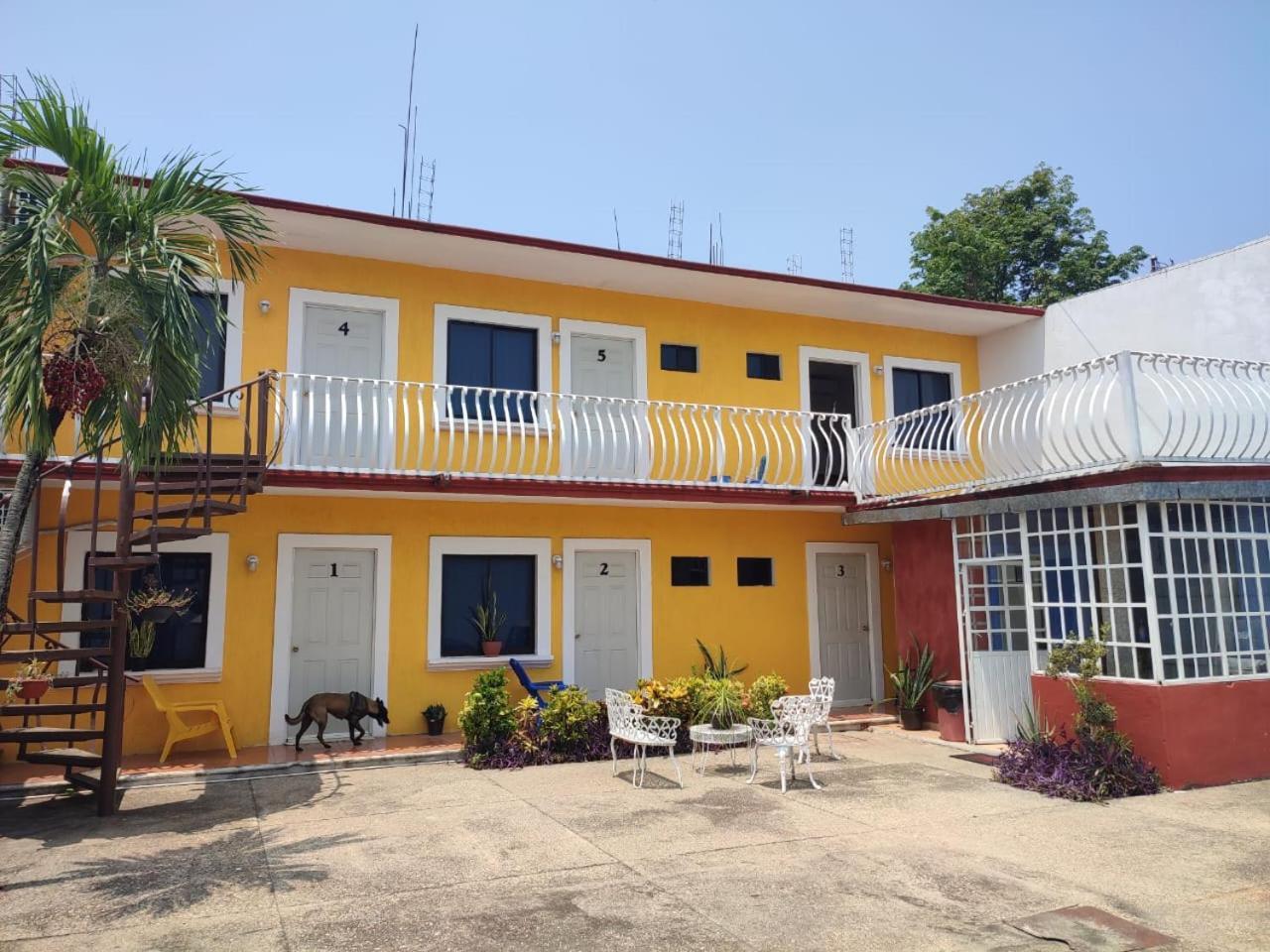 Hotel Pardo Tenosique de Pino Suarez 外观 照片